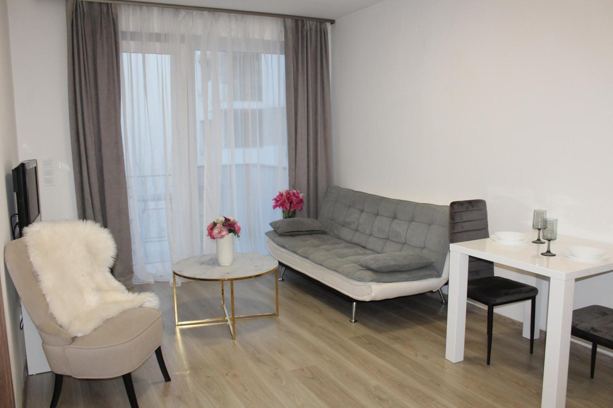 Elisabeth Grey With Parkingresidence Grey With Parking *