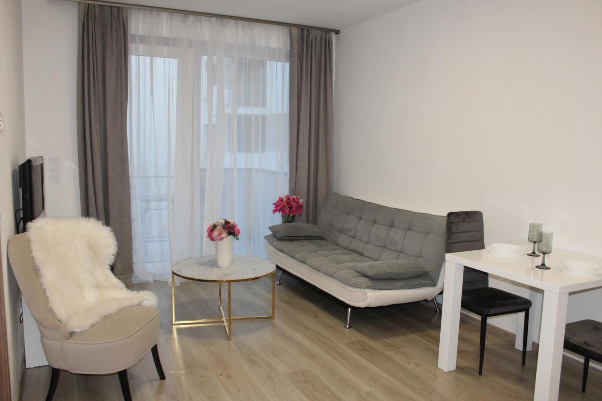 Elisabeth Grey With Parkingresidence Grey With Parking Apartment Budapest